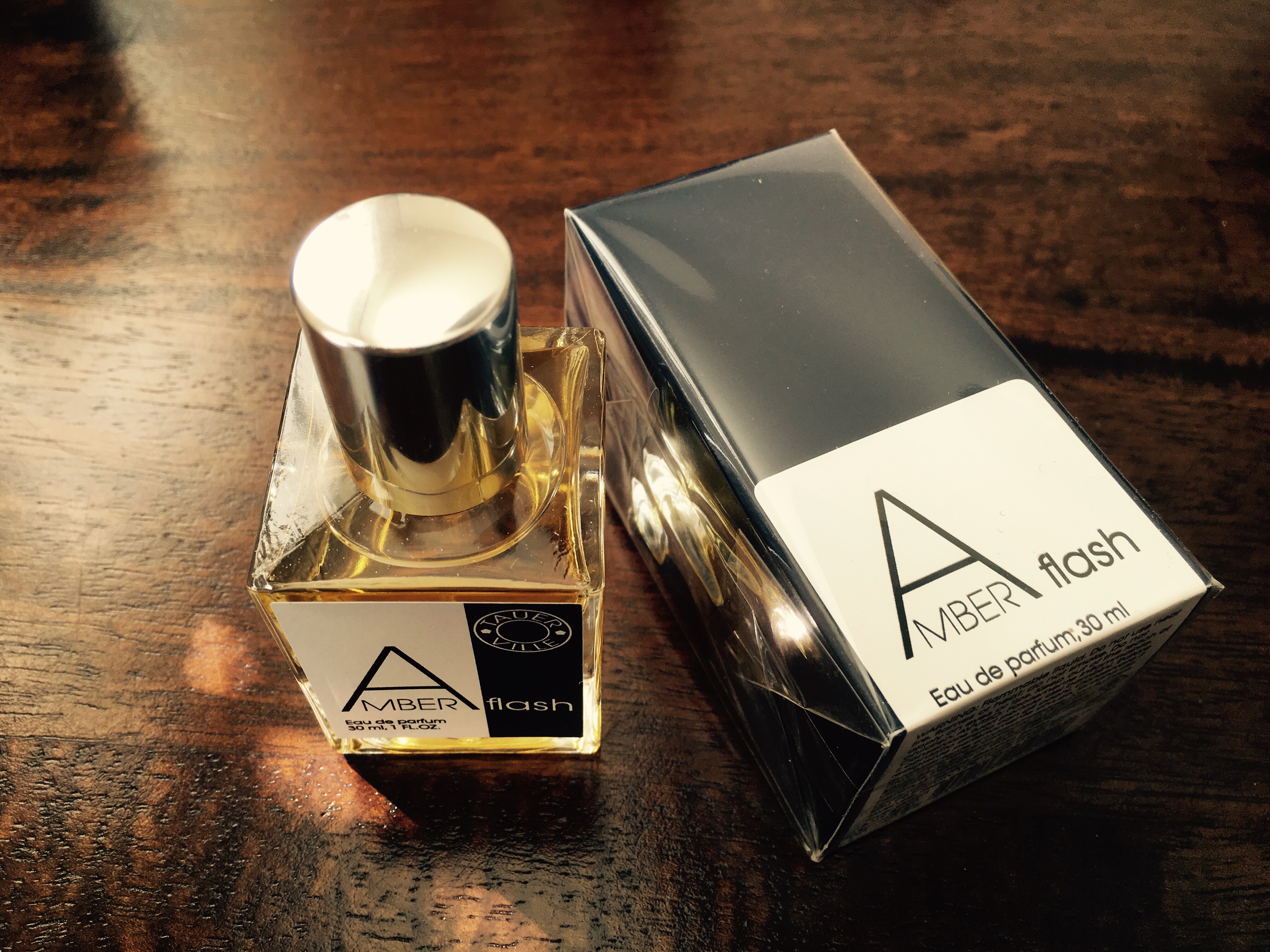 En liten parfymhaul, del 2 -Tauerville – Amber Flash