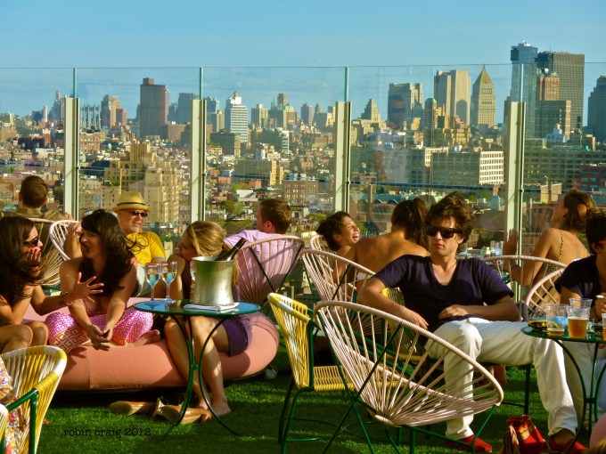 Källa: gothamgirlchronicles.com, Robin Craig