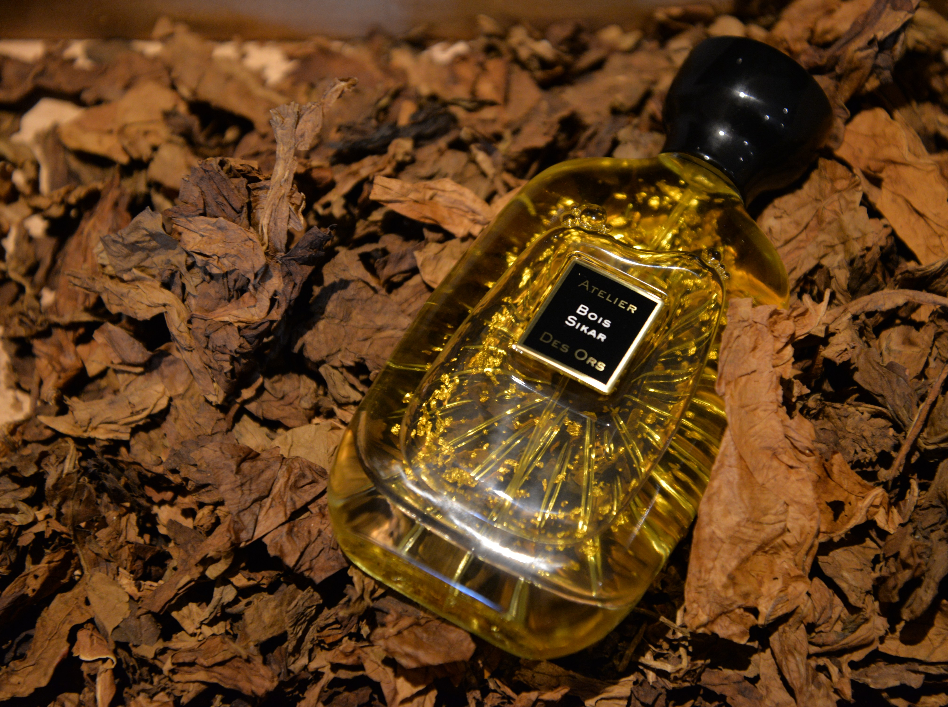 Guld, Glamour, Generositet och Peatiness. Bois Sikar – Atelier des Ors.